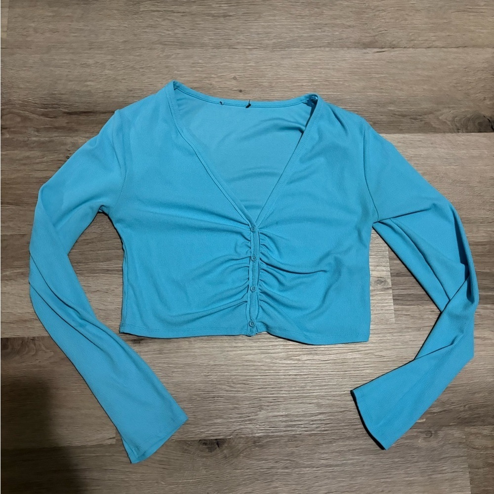Sky blue V-neck Zara Crop Top​​